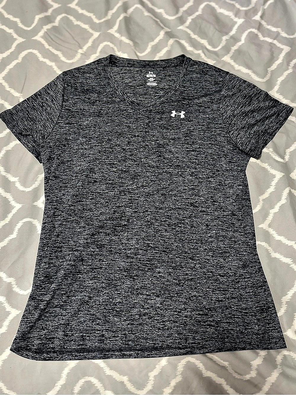 Under Armour Women’s M Grey Athletic T-Shirt